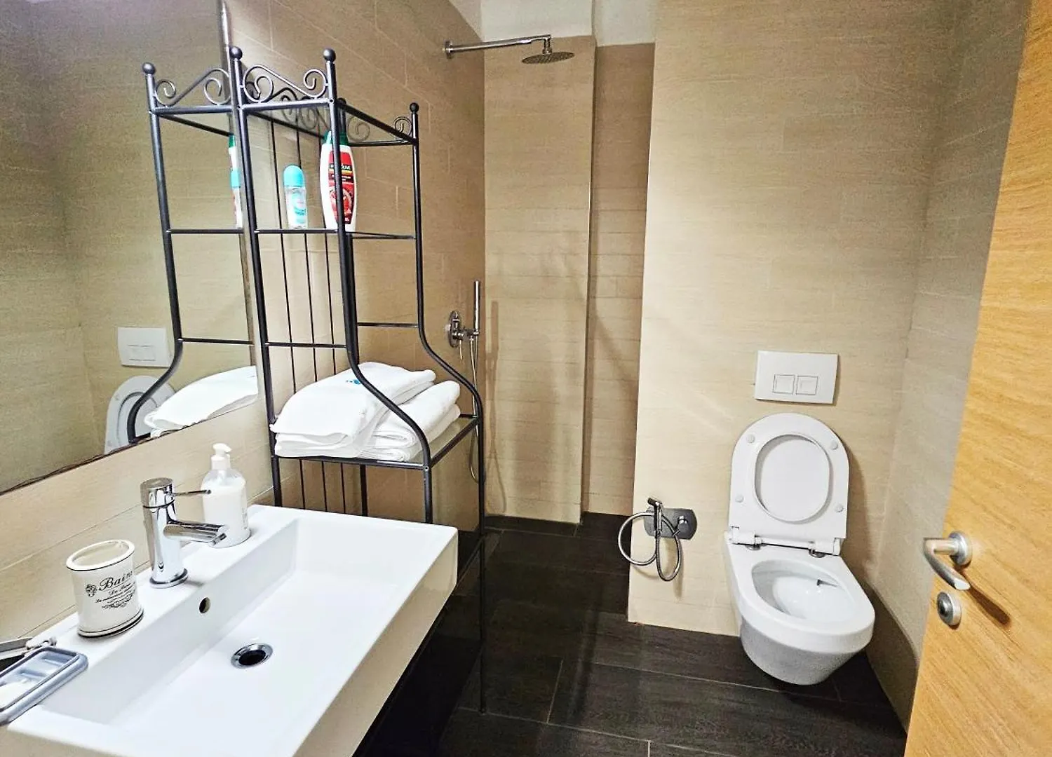 Magnet Residence Condo 2 Self Check In Tirana